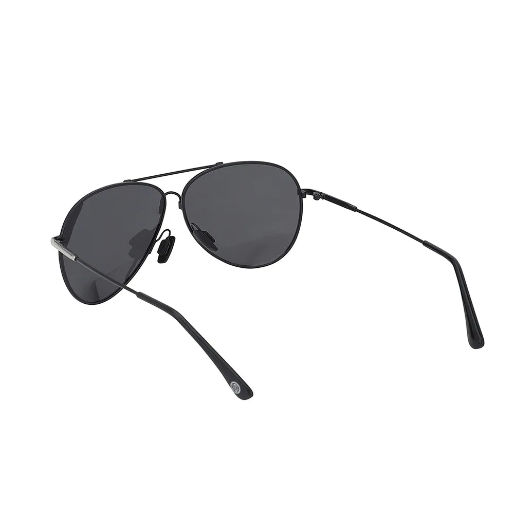 Carlton London Premium Silver & Black Toned Polarised And Uv Protected Lens Aviator Sunglasses For Men