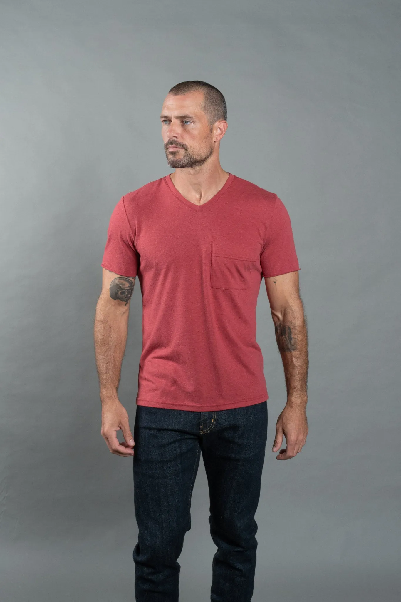 Men's Princeton Wide Pocket V-Neck Tee