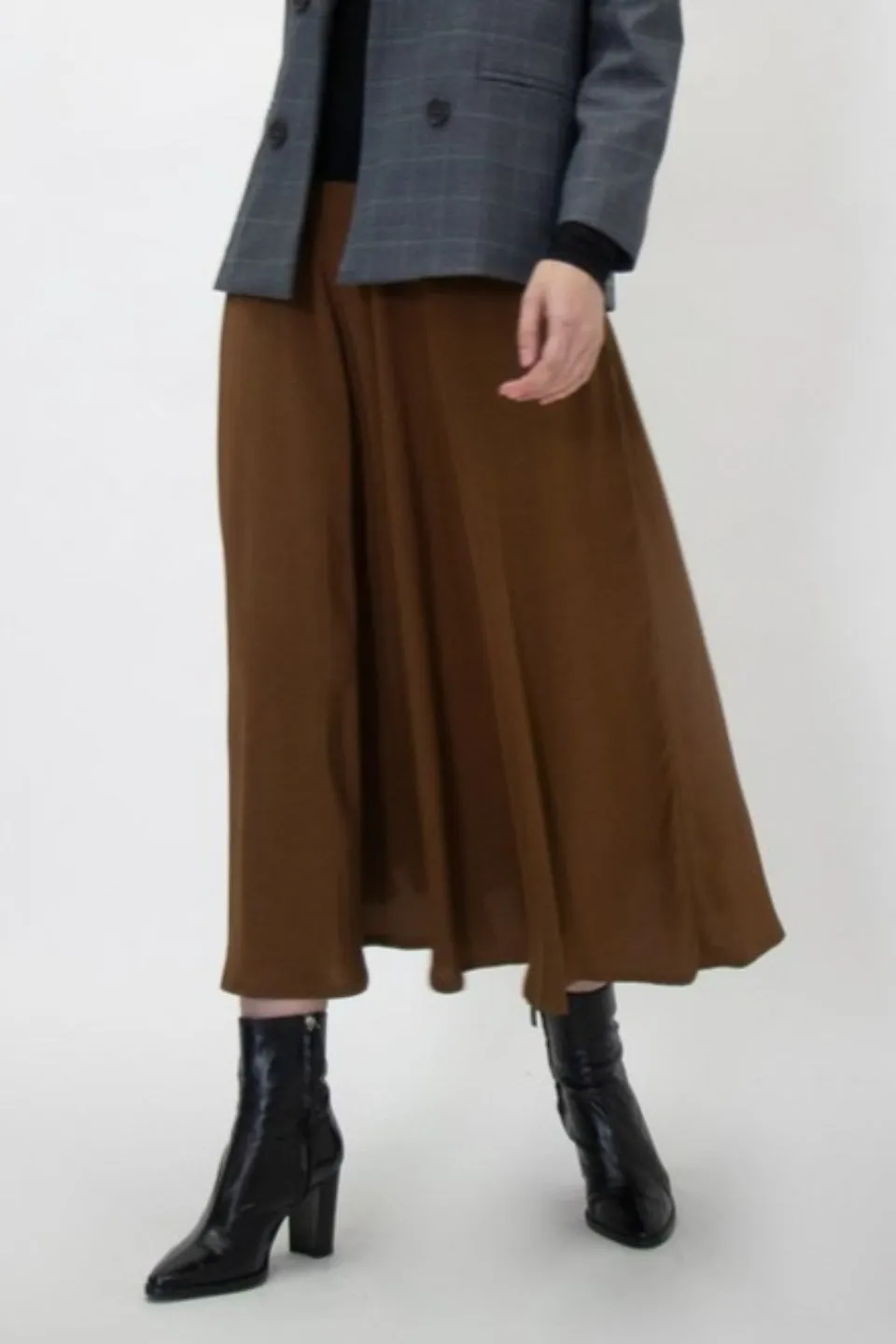 Pallas Elastic Waist Cinnamon Midi Skirt