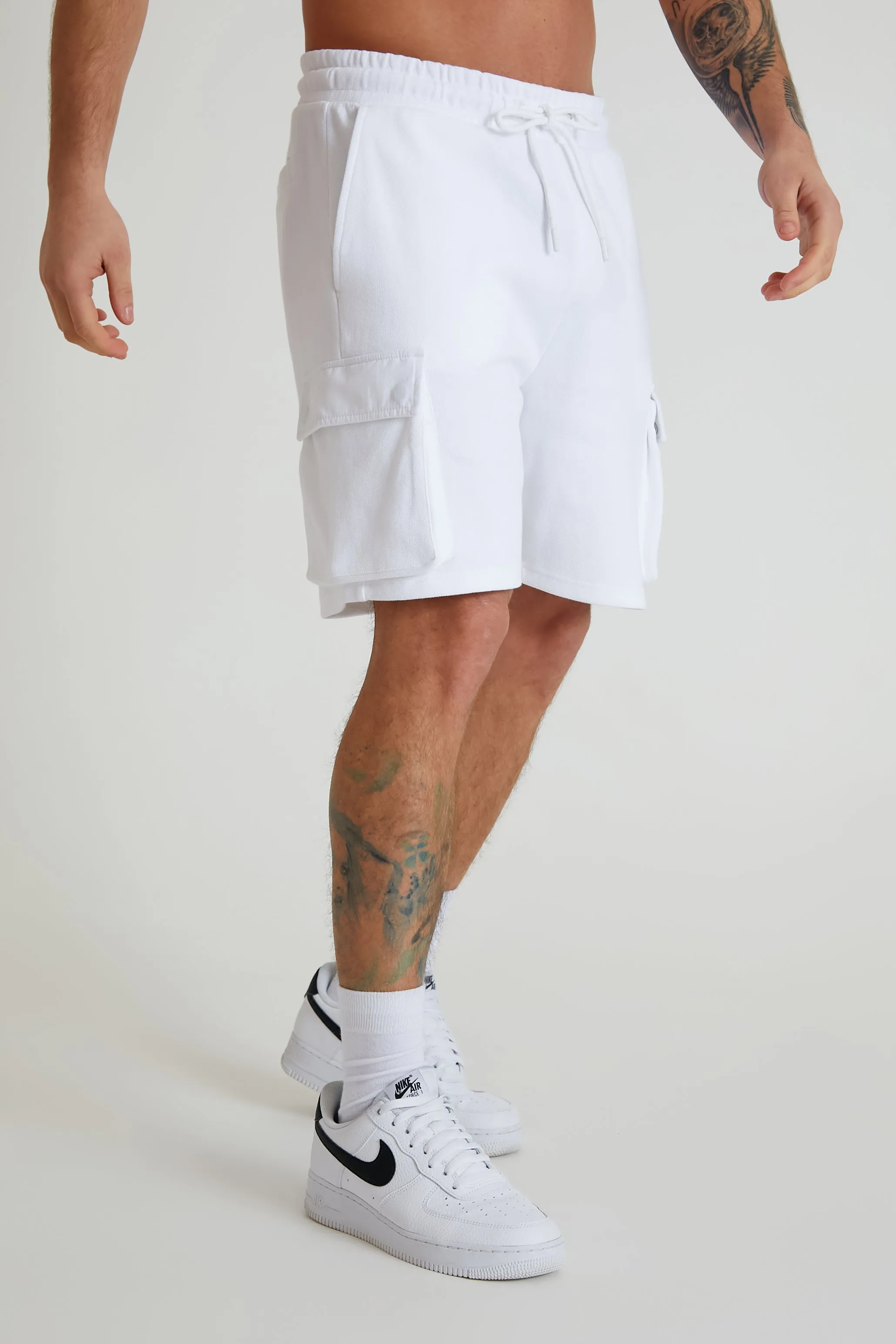 Prius Premium pique cargo shorts White